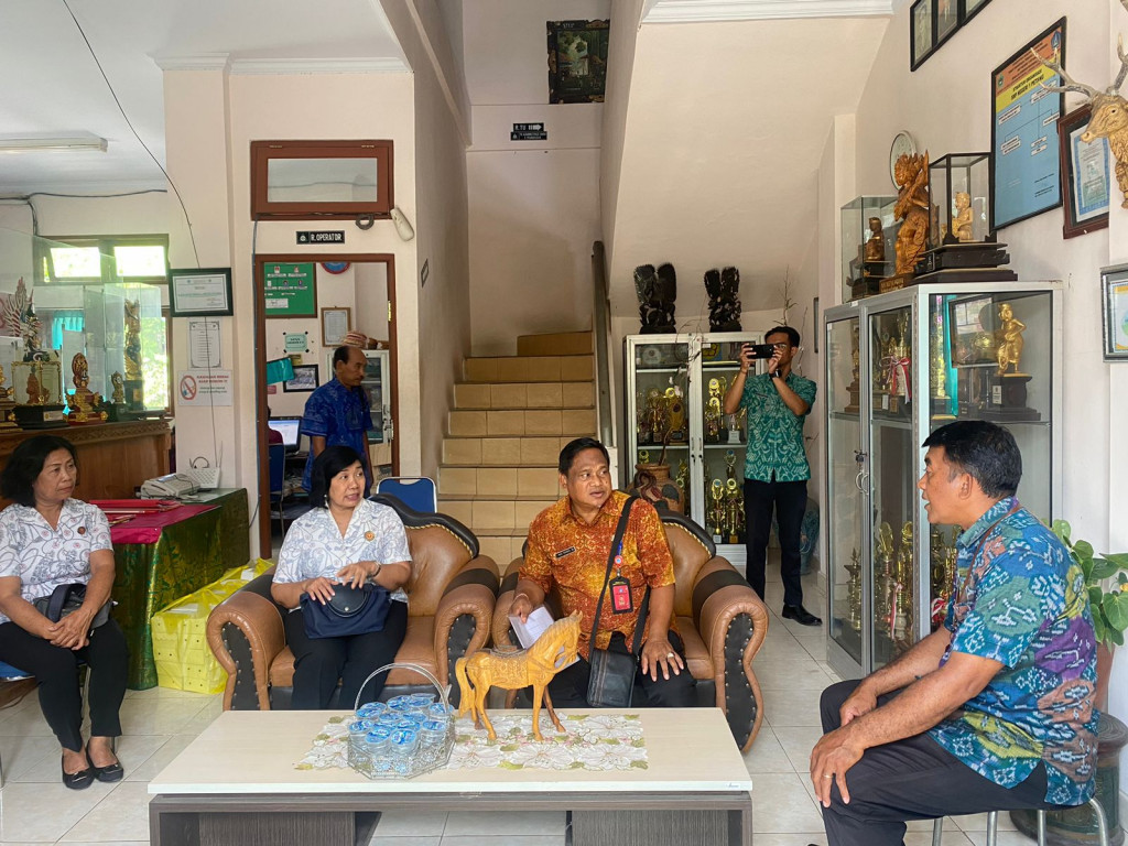 PEMBINAAN SMPN 1 PETANG